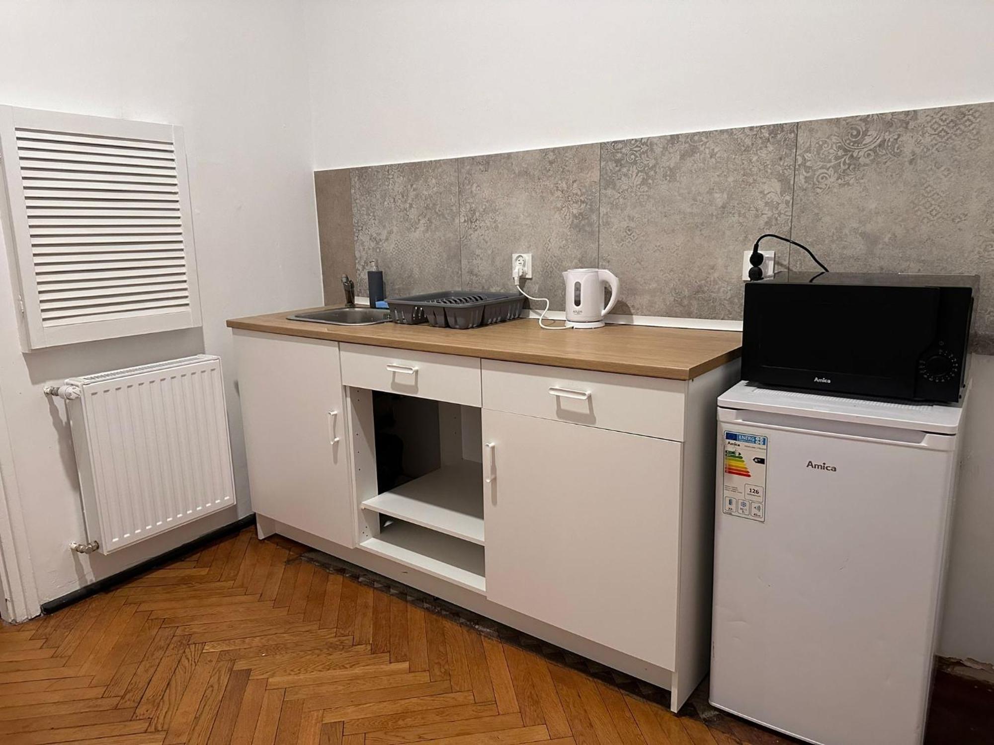 Apollo 56 Hostel Познан Екстериор снимка